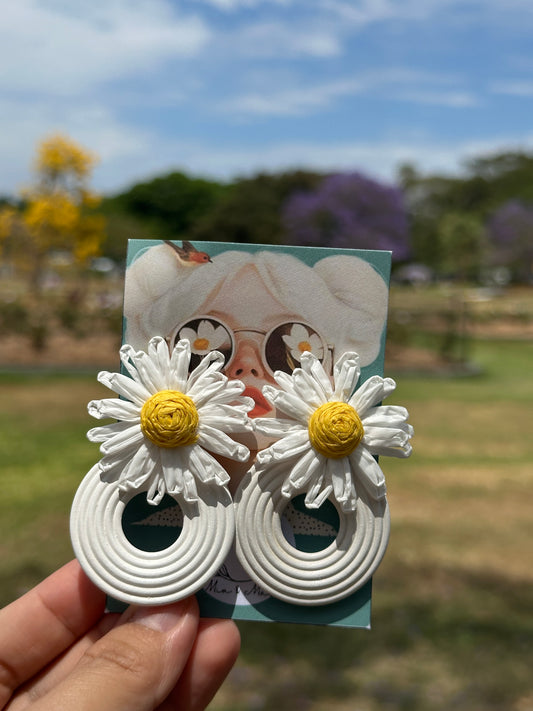 Sun-Kissed Daisy Hoop Earrings